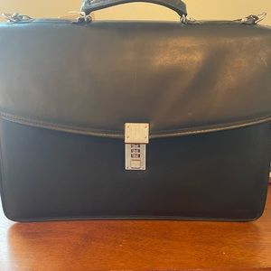 Laptop briefcase